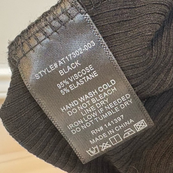 ASTR The Label NWT Short Sleeve Cross Back Bodysuit In Black XS Crew Neck - Picture 4 of 6